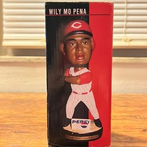 Cincinnati Reds 2005 Willy Mo Peña Bobblehead